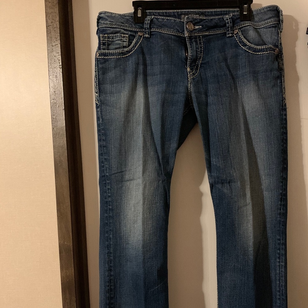 Silver Brand Capris